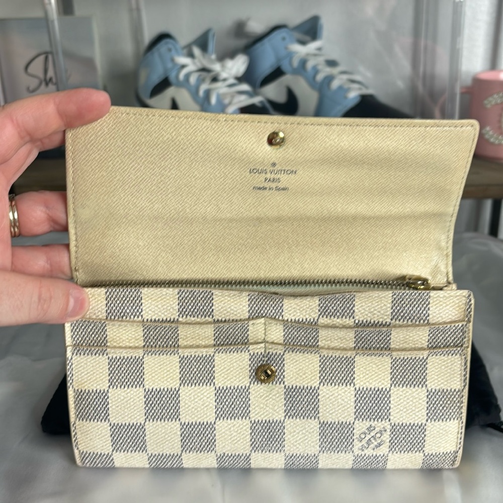 Louis Vuitton Long Wallet - Damier Azur Sarah 🖤 - Picture 4 of 12